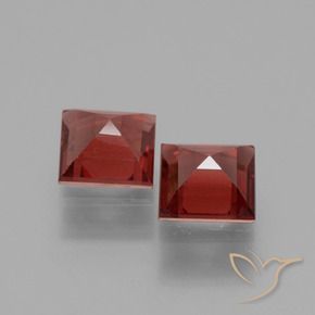 Shop natural 1.43ct Rouge foncé Grenat Rhodolite gems, Carré, from Mozambique at GemSelect. In stock, global shipping!