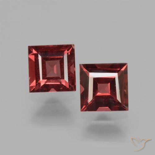 Shop natural 1.43ct Rouge foncé Grenat rhodolite gems, Carré, from Mozambique at GemSelect. In stock, global shipping!