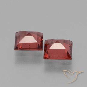 Shop natural 1.34ct Rouge foncé Grenat Rhodolite gems, Carré, from Mozambique at GemSelect. In stock, global shipping!