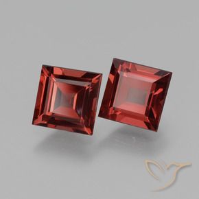 Shop natural 1.59ct Rouge foncé Grenat Rhodolite gems, Carré, from Mozambique at GemSelect. In stock, global shipping!