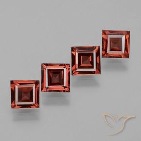 Shop natural 2.60ct Rouge foncé Grenat rhodolite gems, Carré, from Mozambique at GemSelect. In stock, global shipping!
