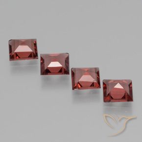 Shop natural 2.43ct Rouge écarlate Grenat Rhodolite gems, Carré, from Mozambique at GemSelect. In stock, global shipping!