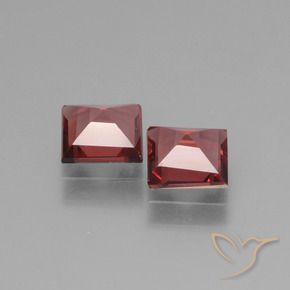 Shop natural 1.33ct Rouge foncé Grenat Rhodolite gems, Carré, from Mozambique at GemSelect. In stock, global shipping!