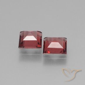Shop natural 1.39ct Rouge foncé Grenat rhodolite gems, Carré, from Mozambique at GemSelect. In stock, global shipping!