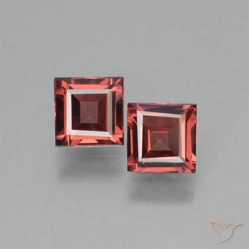 Shop natural 1.43ct Rouge écarlate profond Grenat rhodolite gems, Carré, from Mozambique at GemSelect. In stock, global shipping!