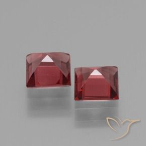 Shop natural 1.48ct Rouge écarlate Grenat Rhodolite gems, Carré, from Mozambique at GemSelect. In stock, global shipping!