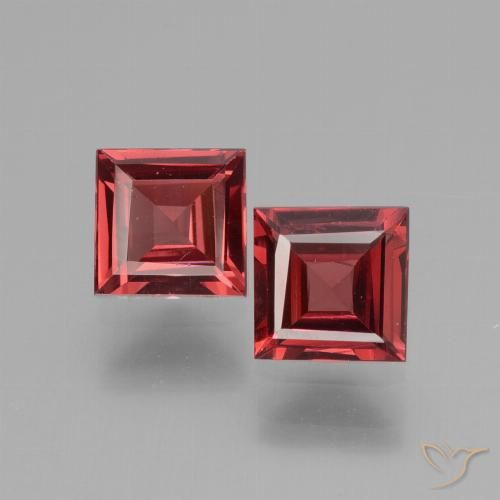 Shop natural 1.37ct Rouge foncé Grenat rhodolite gems, Carré, from Mozambique at GemSelect. In stock, global shipping!