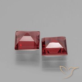 Shop natural 1.37ct Rouge foncé Grenat rhodolite gems, Carré, from Mozambique at GemSelect. In stock, global shipping!