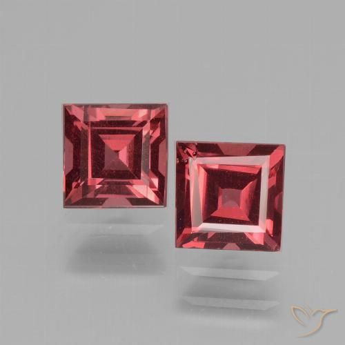 Shop natural 1.67ct Rouge moyen Grenat rhodolite gems, Carré, from Mozambique at GemSelect. In stock, global shipping!