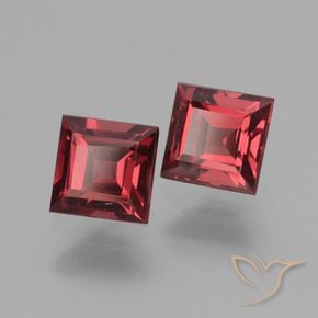 Shop natural 1.75ct Rouge foncé Grenat rhodolite gems, Carré, from Mozambique at GemSelect. In stock, global shipping!