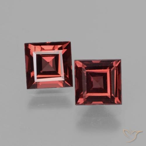 1.70ctw Naturel Rouge moyen Grenat Rhodolite, Carré, VVS-VS