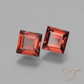 Shop natural 1.45ct Rouge foncé Grenat Rhodolite gems, Carré, from Mozambique at GemSelect. In stock, global shipping!