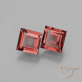 Shop natural 1.34ct Baies rouge profond Grenat rhodolite gems, Carré, from Mozambique at GemSelect. In stock, global shipping!