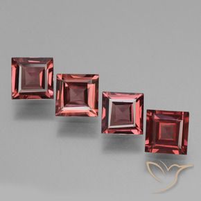 Shop natural 2.83ct Rouge écarlate Grenat Rhodolite gems, Carré, from Mozambique at GemSelect. In stock, global shipping!