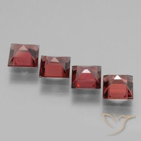 Shop natural 3.25ct Rouge foncé Grenat rhodolite gems, Carré, from Mozambique at GemSelect. In stock, global shipping!