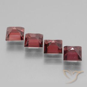 Shop natural 3.02ct Rouge foncé Grenat Rhodolite gems, Carré, from Mozambique at GemSelect. In stock, global shipping!