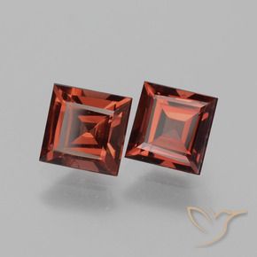 Shop natural 1.65ct Rouge foncé Grenat Rhodolite gems, Carré, from Mozambique at GemSelect. In stock, global shipping!