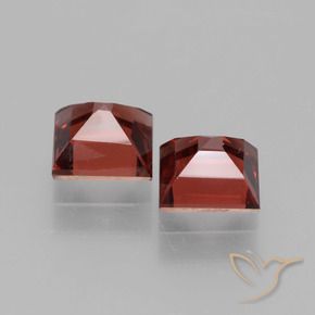 Shop natural 1.65ct Rouge foncé Grenat Rhodolite gems, Carré, from Mozambique at GemSelect. In stock, global shipping!