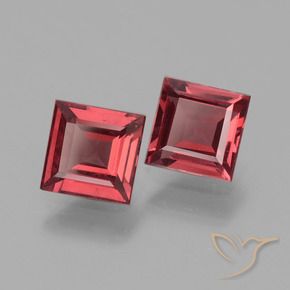 Shop natural 1.40ct Rouge Rosâtre Grenat rhodolite gems, Carré, from Mozambique at GemSelect. In stock, global shipping!