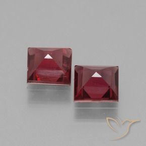Shop natural 1.50ct Rouge moyen Grenat rhodolite gems, Carré, from Mozambique at GemSelect. In stock, global shipping!
