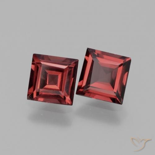 Shop natural 1.38ct Rouge foncé Grenat Rhodolite gems, Carré, from Mozambique at GemSelect. In stock, global shipping!