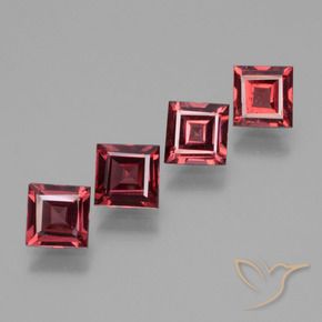 Shop natural 2.64ct Rouge moyen Grenat Rhodolite gems, Carré, from Mozambique at GemSelect. In stock, global shipping!