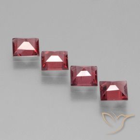 Shop natural 2.54ct Rouge Rosâtre Grenat Rhodolite gems, Carré, from Mozambique at GemSelect. In stock, global shipping!