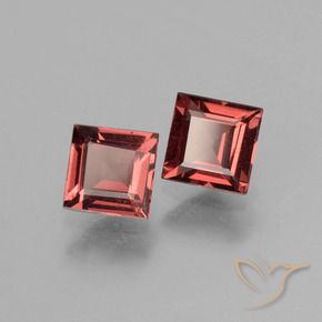 Shop natural 1.49ct Ton rouge écarlate Grenat rhodolite gems, Carré, from Mozambique at GemSelect. In stock, global shipping!