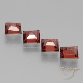 Shop natural 2.43ct Rouge moyen Grenat rhodolite gems, Carré, from Mozambique at GemSelect. In stock, global shipping!