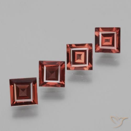 Shop natural 2.60ct Rouge foncé Grenat Rhodolite gems, Carré, from Mozambique at GemSelect. In stock, global shipping!
