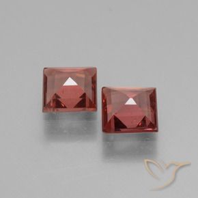 Shop natural 1.39ct Rouge léger Grenat Rhodolite gems, Carré, from Mozambique at GemSelect. In stock, global shipping!