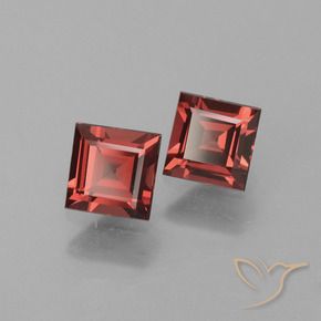 Shop natural 1.49ct Rouge foncé Grenat Rhodolite gems, Carré, from Mozambique at GemSelect. In stock, global shipping!