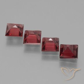 Shop natural 2.81ct Rouge moyen Grenat Rhodolite gems, Carré, from Mozambique at GemSelect. In stock, global shipping!