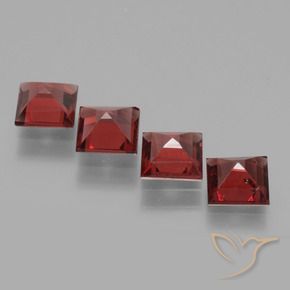 Shop natural 2.65ct Rouge écarlate profond Grenat Rhodolite gems, Carré, from Mozambique at GemSelect. In stock, global shipping!