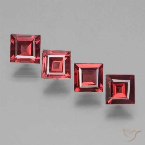 Shop natural 2.30ct Rouge foncé Grenat rhodolite gems, Carré, from Mozambique at GemSelect. In stock, global shipping!