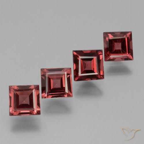 Shop natural 2.65ct Rouge merlot Grenat rhodolite gems, Carré, from Mozambique at GemSelect. In stock, global shipping!