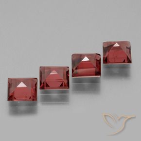 Shop natural 2.65ct Rouge merlot Grenat rhodolite gems, Carré, from Mozambique at GemSelect. In stock, global shipping!