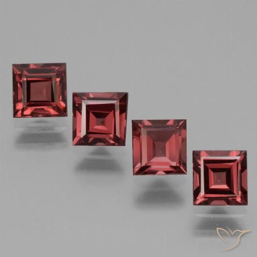 Shop natural 3.08ct Rouge foncé Grenat rhodolite gems, Carré, from Mozambique at GemSelect. In stock, global shipping!