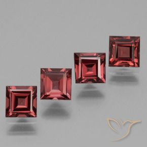 Shop natural 3.08ct Rouge foncé Grenat rhodolite gems, Carré, from Mozambique at GemSelect. In stock, global shipping!