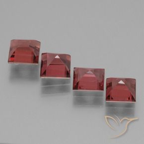 Shop natural 3.08ct Rouge foncé Grenat rhodolite gems, Carré, from Mozambique at GemSelect. In stock, global shipping!