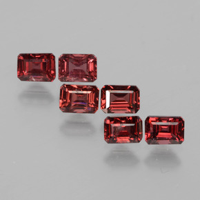 Achetez naturel 2.42ct Rose Grenat Rhodolite gems, Taille émeraude, En provenance Mozambique chez GemSelect. En stock, livraison internationale!