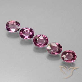 Shop natural 2.19ct Rose magenta profond Grenat Rhodolite gems, ovale, from Tanzanie at GemSelect. In stock, global shipping!