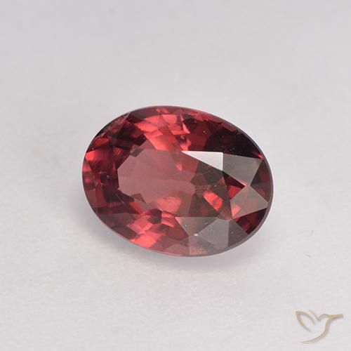 Grenat Rhodolite Rouge foncé naturelle ovale, 1.07 ct, VS