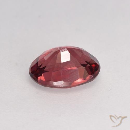 Grenat Rhodolite Rouge foncé naturelle ovale, 1.07 ct, VS