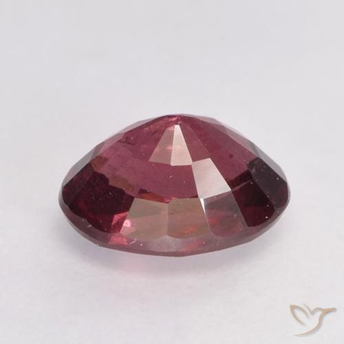 Grenat Rhodolite Rouge moyen-foncé naturelle ovale, 1.25 ct, VS
