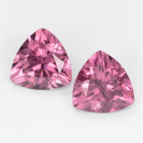 Achetez naturel 1.09ct Violet Rosâtre Grenat Rhodolite gems, Trillion, En provenance Mozambique chez GemSelect. En stock, livraison internationale!