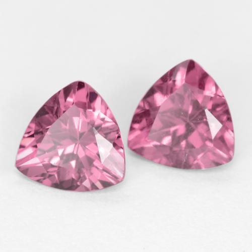 Achetez naturel 1.09ct Violet Rosâtre Grenat Rhodolite gems, Trillion, En provenance Mozambique chez GemSelect. En stock, livraison internationale!
