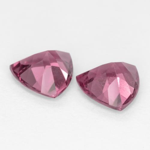 Achetez naturel 1.09ct Violet Rosâtre Grenat Rhodolite gems, Trillion, En provenance Mozambique chez GemSelect. En stock, livraison internationale!