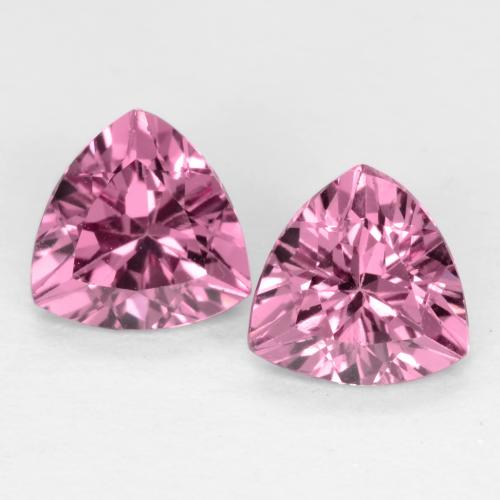 Achetez naturel 1.09ct Pourpre moyen Grenat Rhodolite gems, Trillion, En provenance Mozambique chez GemSelect. En stock, livraison internationale!