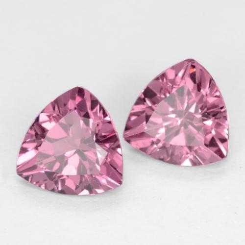 Achetez naturel 1.09ct Pourpre moyen Grenat Rhodolite gems, Trillion, En provenance Mozambique chez GemSelect. En stock, livraison internationale!